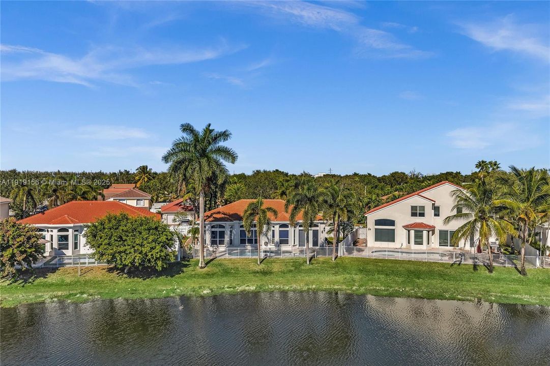 For Sale: $1,560,000 (4 beds, 3 baths, 2436 Square Feet)