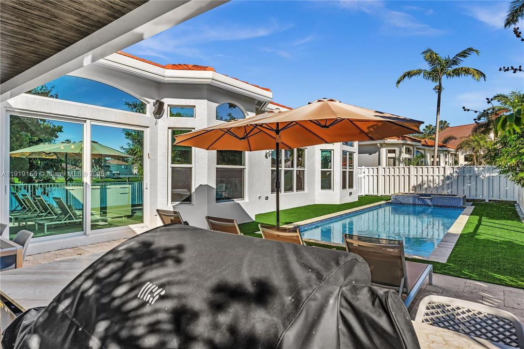 For Sale: $1,560,000 (4 beds, 3 baths, 2436 Square Feet)