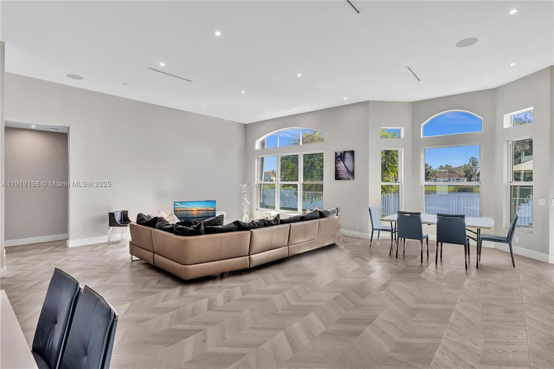 For Sale: $1,560,000 (4 beds, 3 baths, 2436 Square Feet)