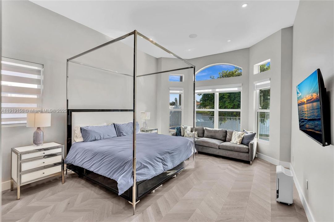 For Sale: $1,560,000 (4 beds, 3 baths, 2436 Square Feet)