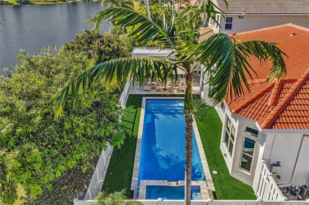 For Sale: $1,560,000 (4 beds, 3 baths, 2436 Square Feet)