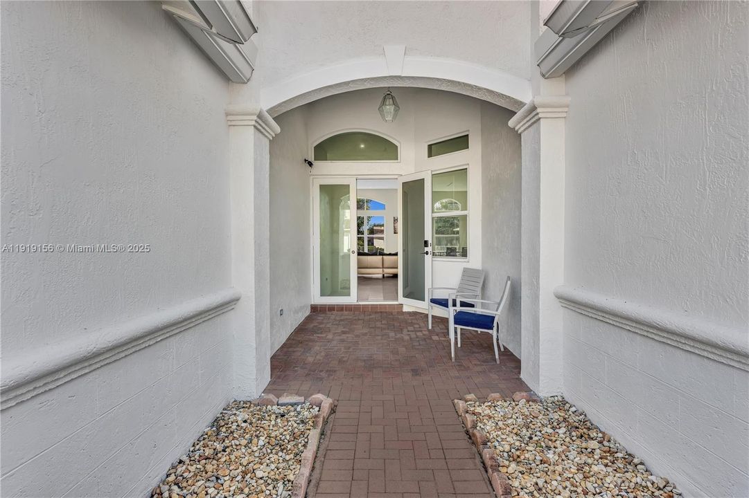 For Sale: $1,560,000 (4 beds, 3 baths, 2436 Square Feet)