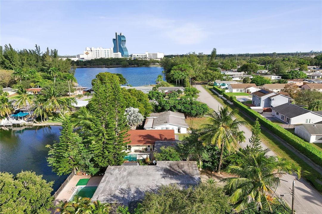 For Rent: $3,500 (3 beds, 2 baths, 1743 Square Feet)