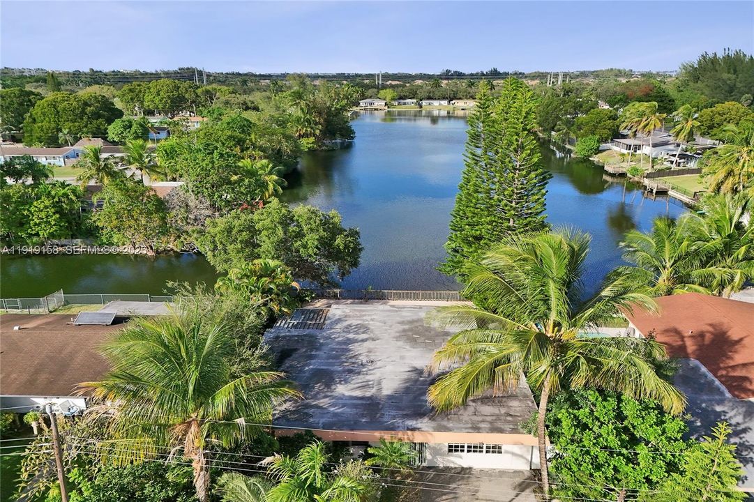 For Rent: $3,500 (3 beds, 2 baths, 1743 Square Feet)