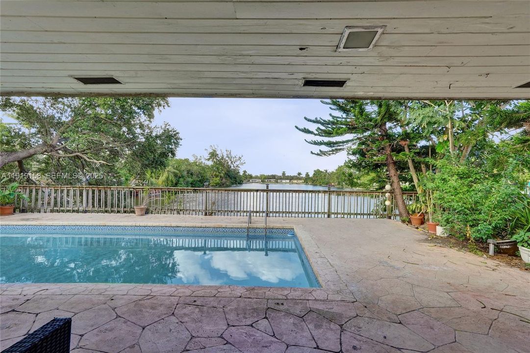 For Rent: $3,500 (3 beds, 2 baths, 1743 Square Feet)