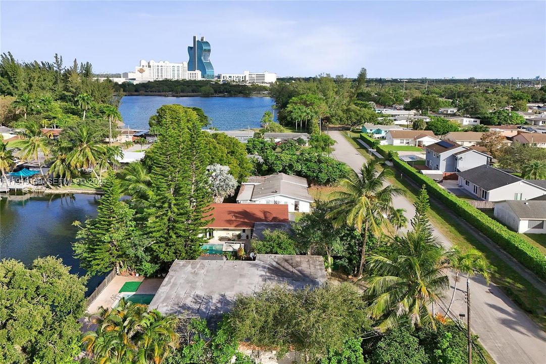 For Rent: $3,500 (3 beds, 2 baths, 1743 Square Feet)