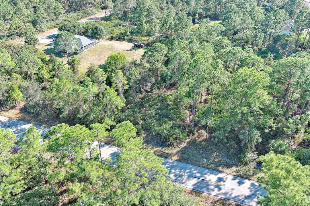 待售: $23,000 (0.25 acres)