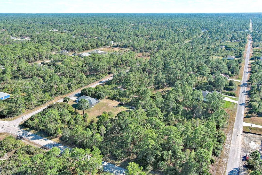 待售: $23,000 (0.25 acres)