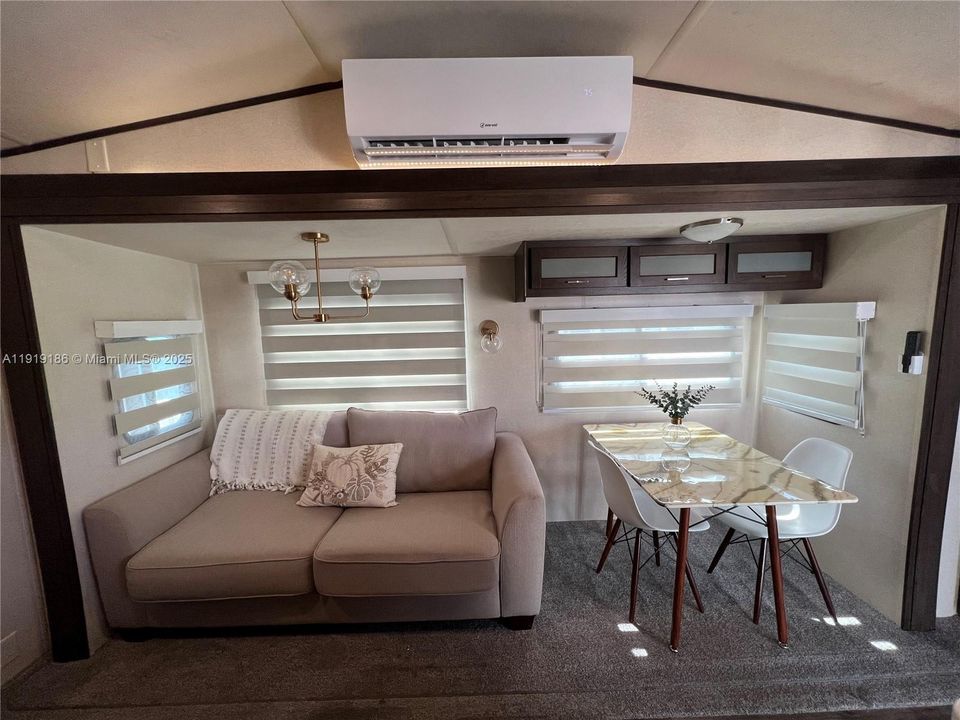 待售: $680,000 (2 贝兹, 2 浴室, 0 平方英尺)