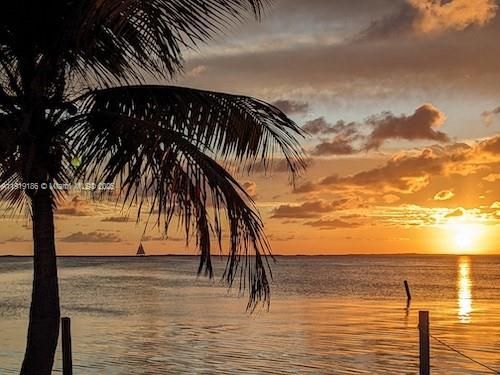 待售: $680,000 (2 贝兹, 2 浴室, 0 平方英尺)