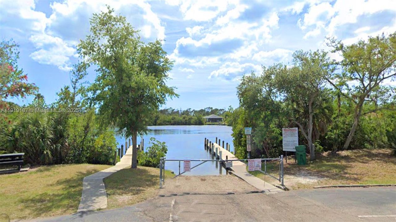 En Venta: $26,999 (0.24 acres)