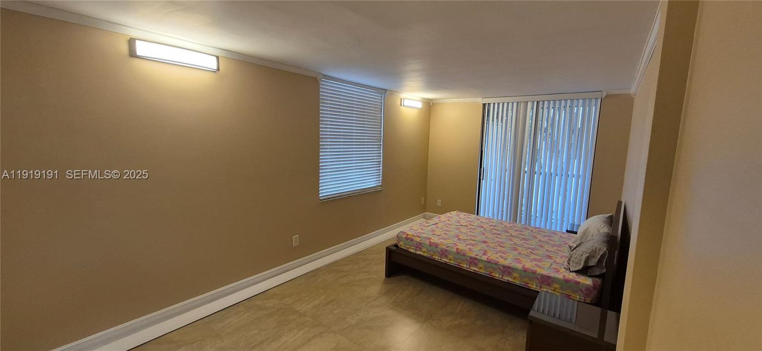 На продажу: $370,000 (3 спален, 2 ванн, 1209 Квадратных фут)