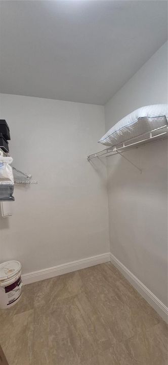 На продажу: $370,000 (3 спален, 2 ванн, 1209 Квадратных фут)