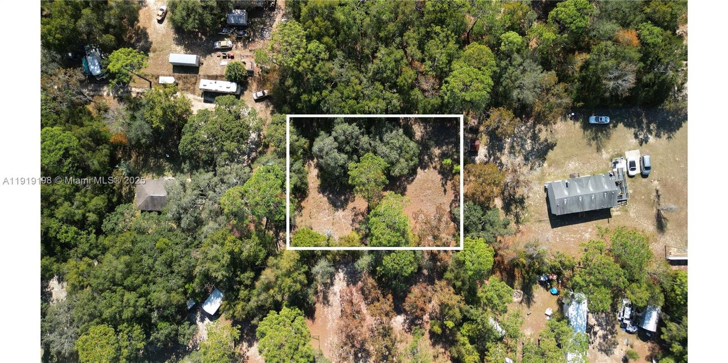 En Venta: $24,900 (0.44 acres)