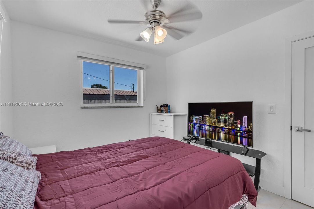 For Sale: $670,000 (4 beds, 3 baths, 2032 Square Feet)