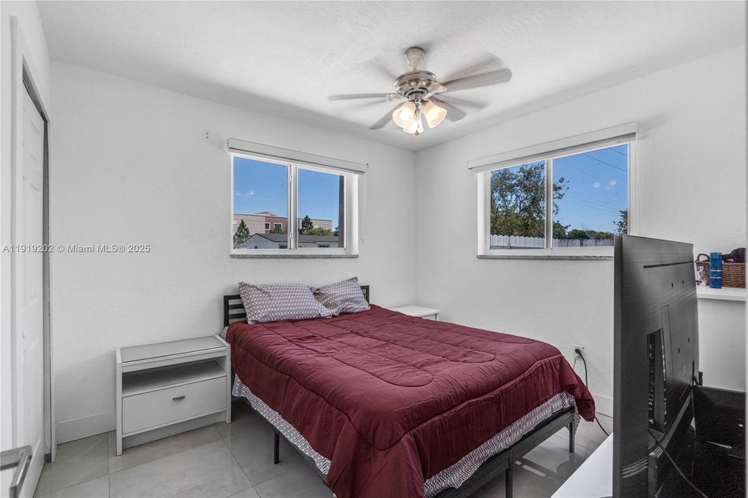 For Sale: $670,000 (4 beds, 3 baths, 2032 Square Feet)