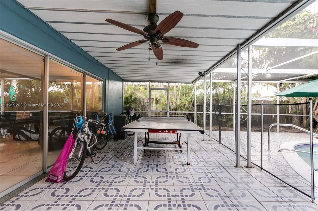 待售: $959,770 (3 贝兹, 2 浴室, 2150 平方英尺)