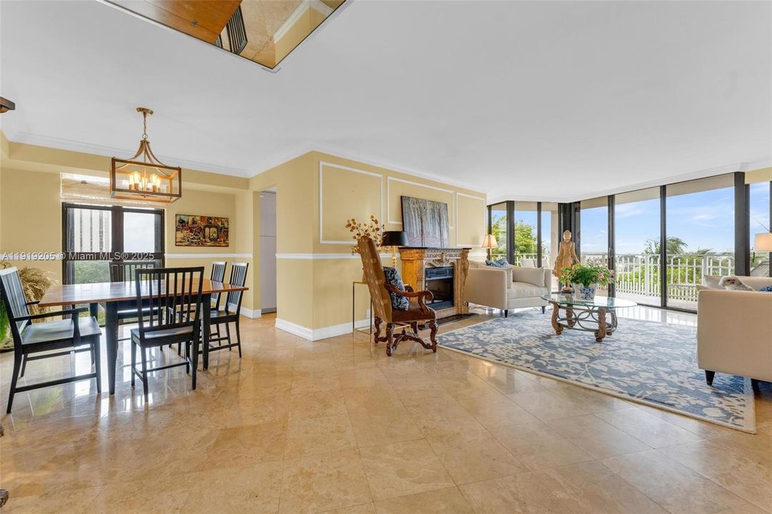 Active With Contract: $640,000 (3 beds, 2 baths, 1913 Square Feet)