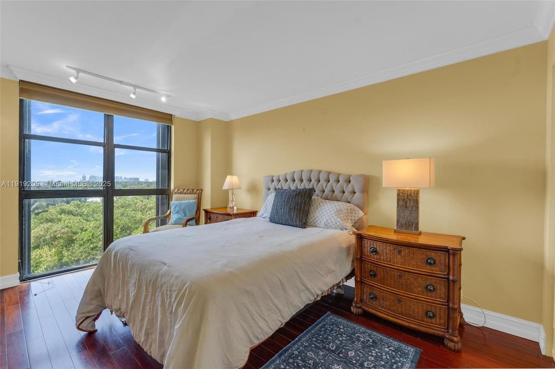 Active With Contract: $640,000 (3 beds, 2 baths, 1913 Square Feet)