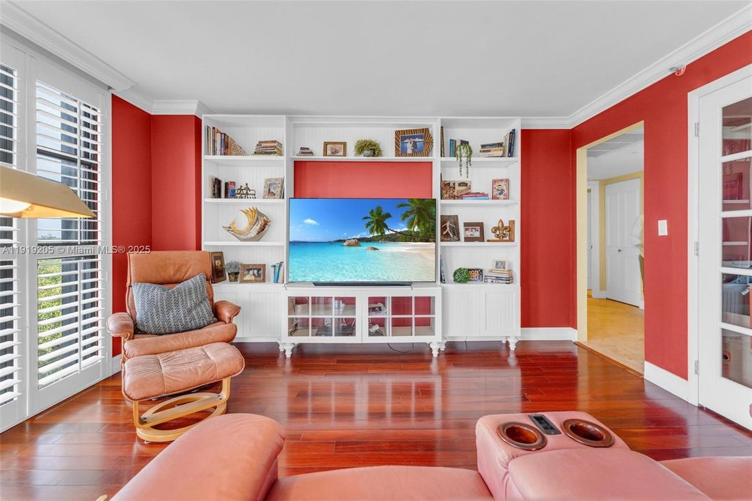 Active With Contract: $640,000 (3 beds, 2 baths, 1913 Square Feet)