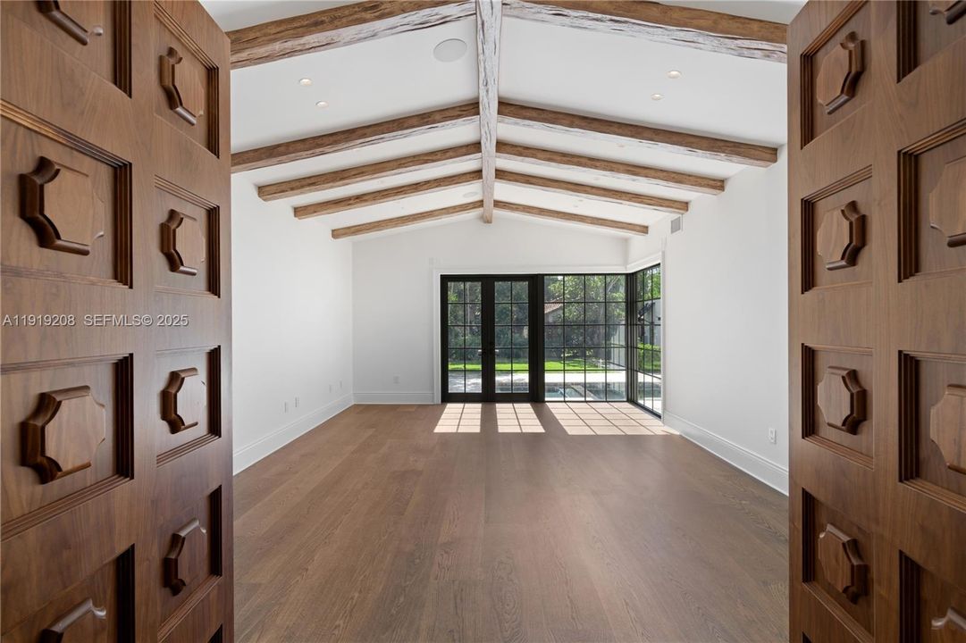 For Sale: $7,950,000 (5 beds, 5 baths, 0 Square Feet)