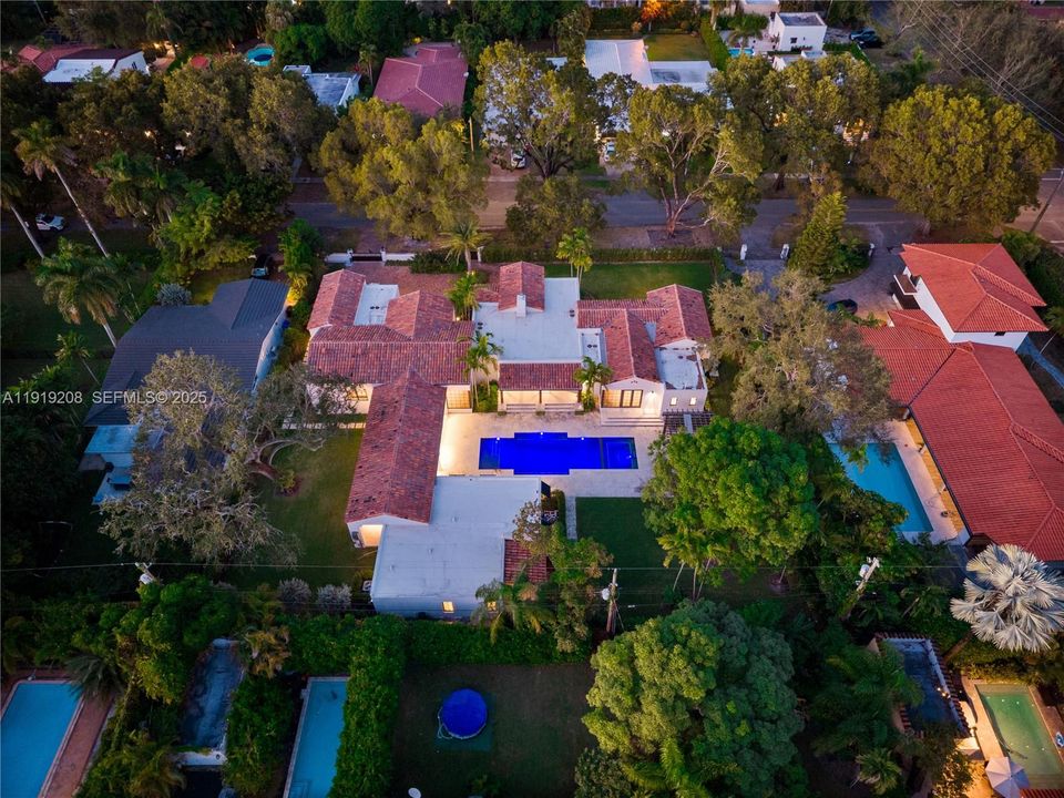 For Sale: $7,950,000 (5 beds, 5 baths, 0 Square Feet)