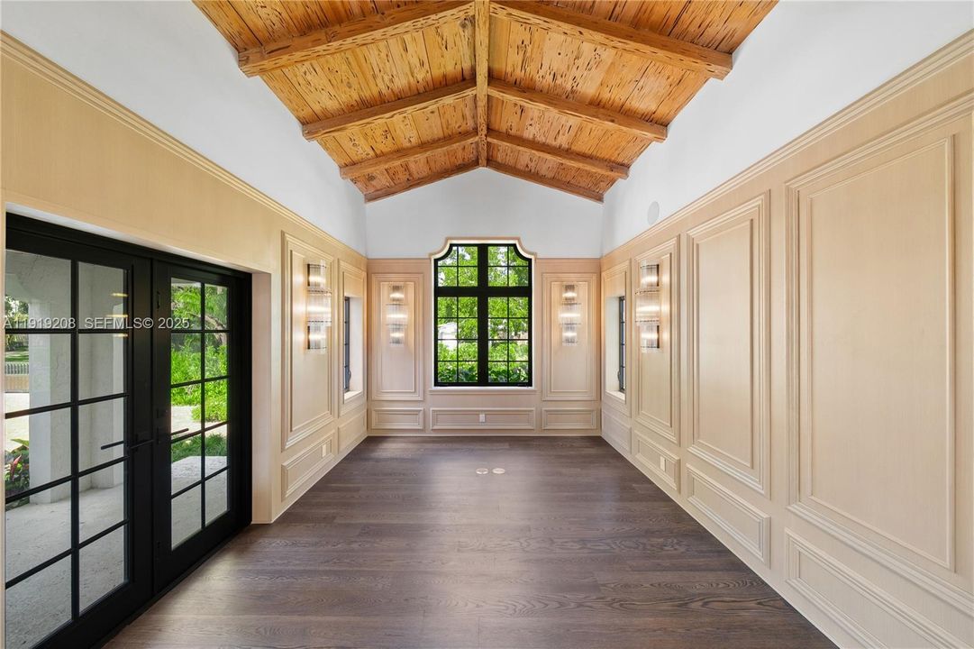 For Sale: $7,950,000 (5 beds, 5 baths, 0 Square Feet)