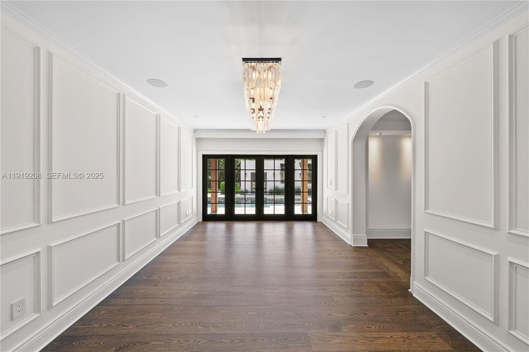 For Sale: $7,950,000 (5 beds, 5 baths, 0 Square Feet)