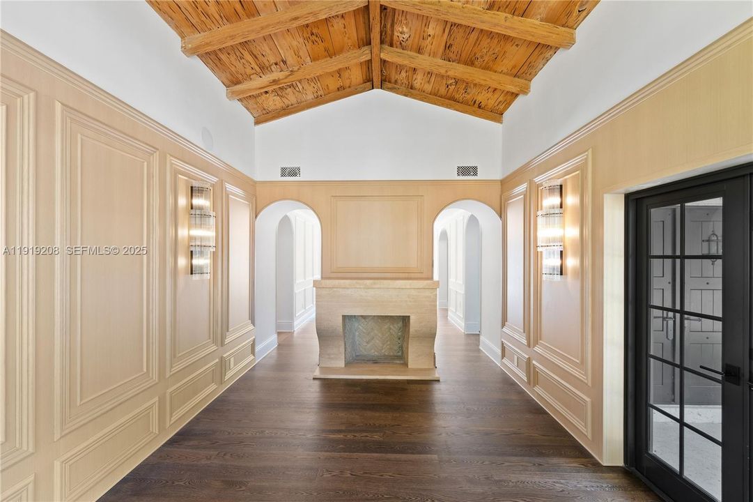 For Sale: $7,950,000 (5 beds, 5 baths, 0 Square Feet)