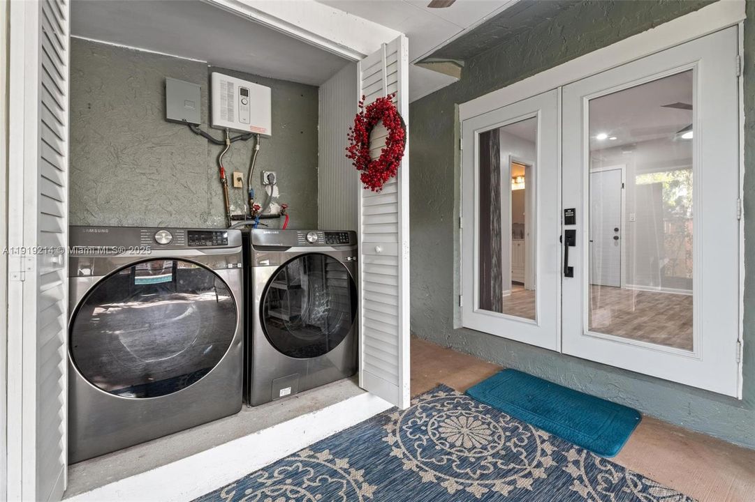 出租: $3,700 (3 贝兹, 2 浴室, 1248 平方英尺)