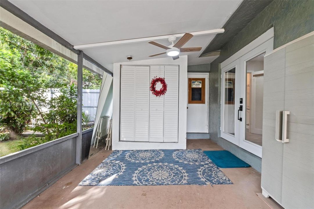 出租: $3,700 (3 贝兹, 2 浴室, 1248 平方英尺)