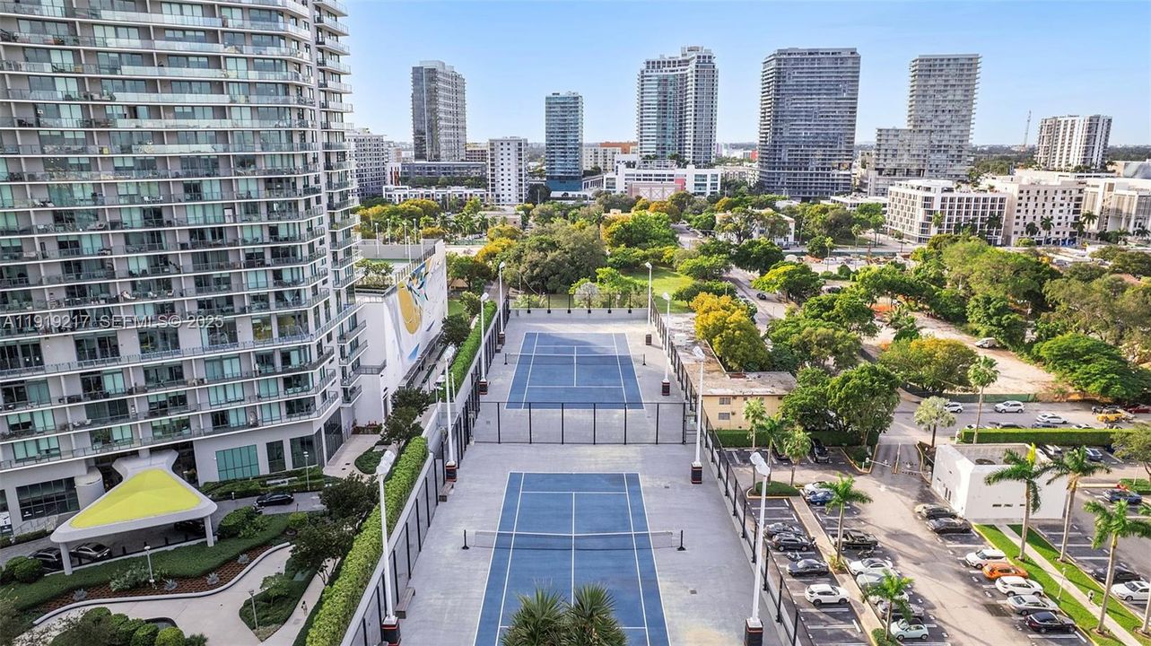 Tennis / Basketball courts