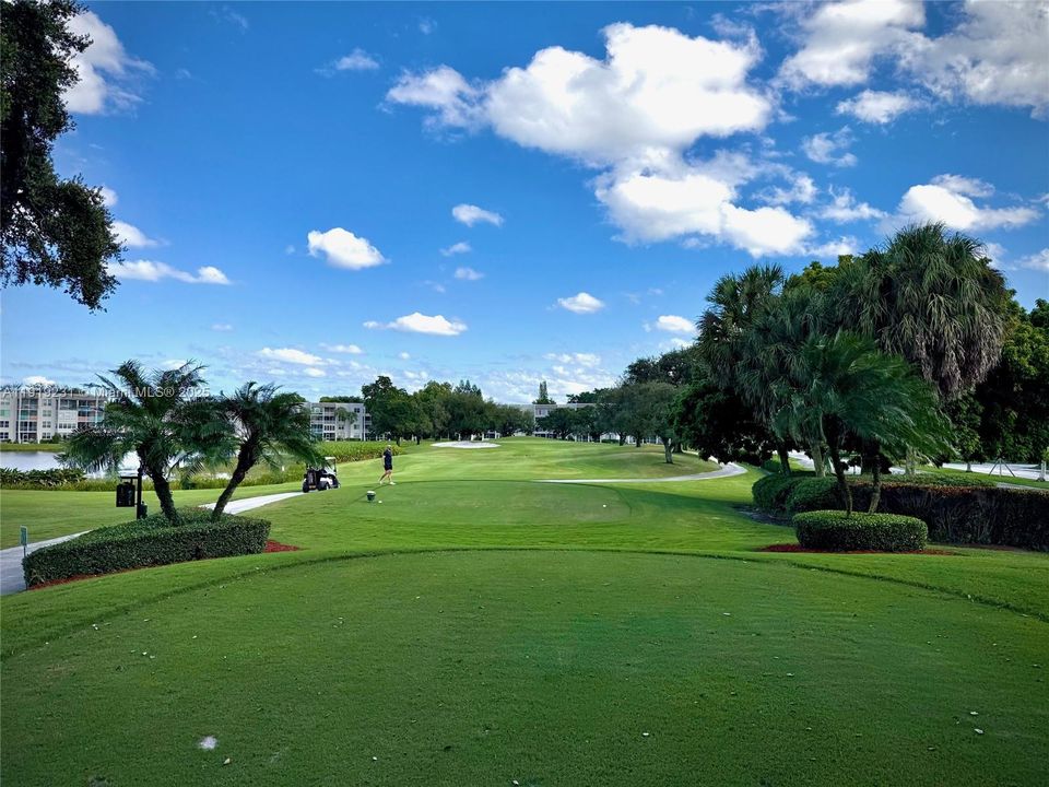 В аренду: $2,300 (2 спален, 2 ванн, 1385 Квадратных фут)