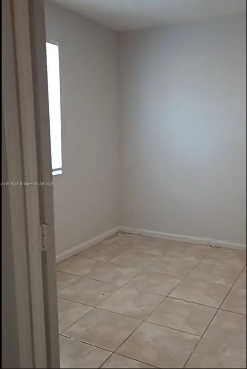 На продажу: $270,000 (3 спален, 2 ванн, 1428 Квадратных фут)