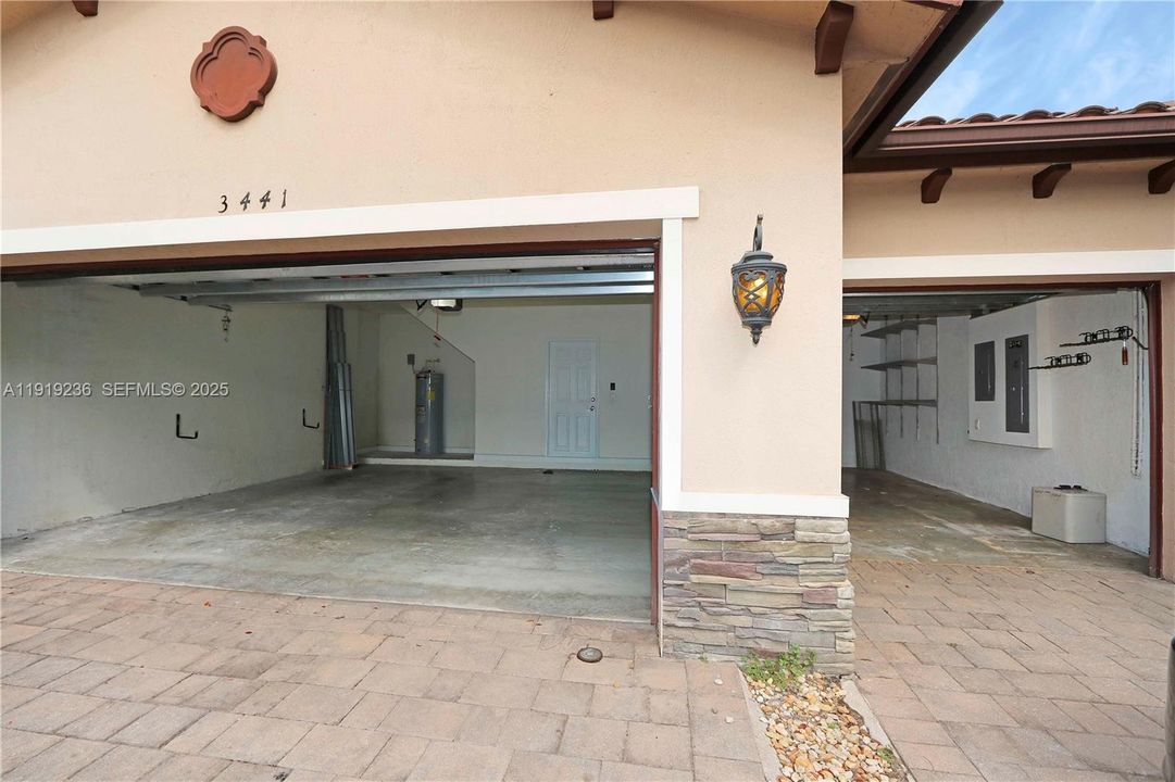 待售: $675,000 (5 贝兹, 3 浴室, 3500 平方英尺)