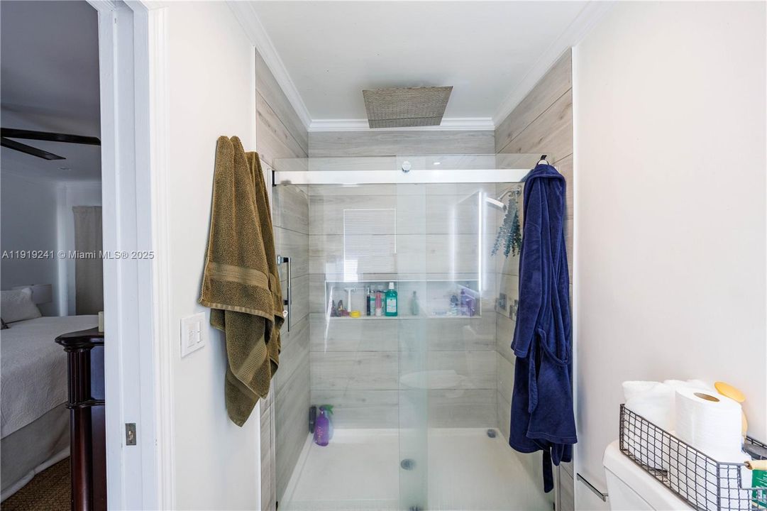 En Venta: $599,000 (3 camas, 2 baños, 1405 Pies cuadrados)