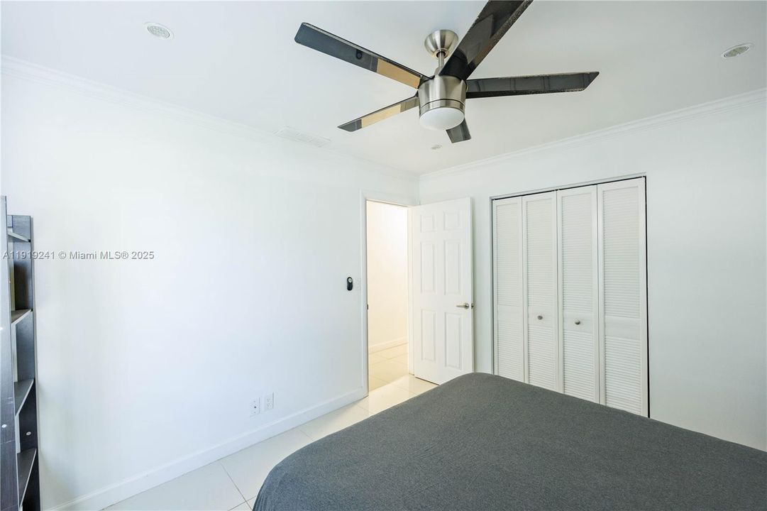 En Venta: $599,000 (3 camas, 2 baños, 1405 Pies cuadrados)