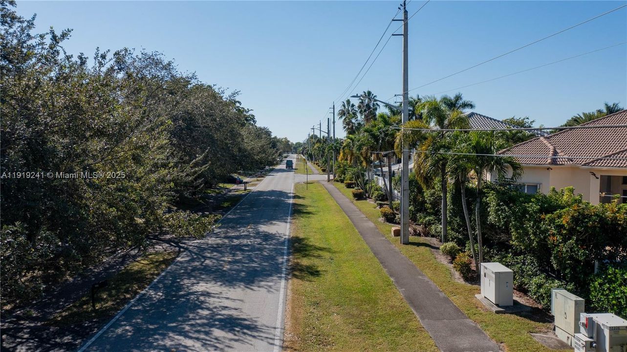 En Venta: $599,000 (3 camas, 2 baños, 1405 Pies cuadrados)