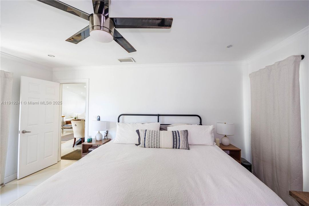 En Venta: $599,000 (3 camas, 2 baños, 1405 Pies cuadrados)