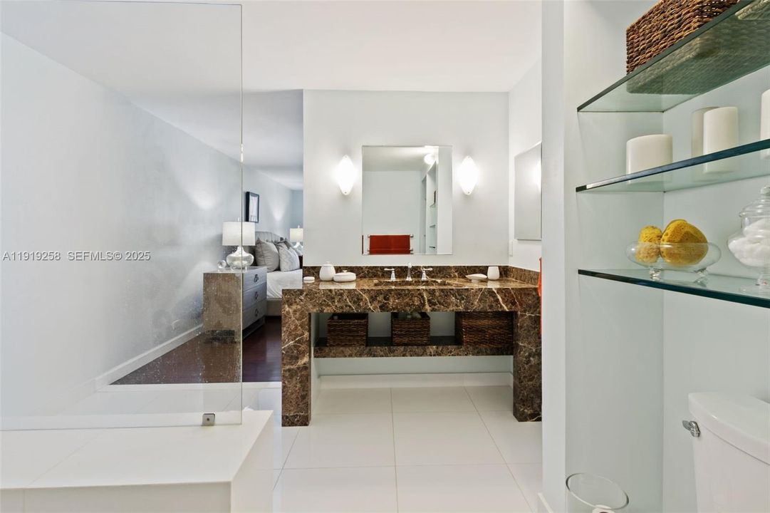 For Sale: $589,000 (2 beds, 2 baths, 2320 Square Feet)