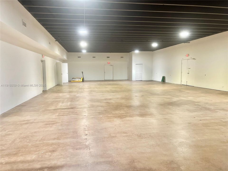 На продажу: $5,200,000 (0 спален, 0 ванн, 0 Квадратных фут)