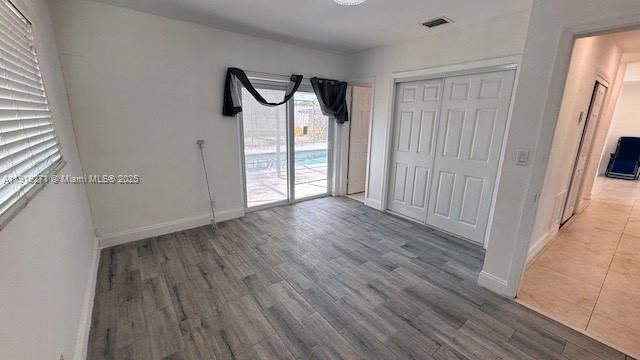 For Rent: $3,700 (3 beds, 2 baths, 1125 Square Feet)
