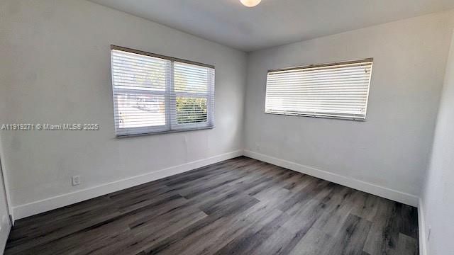 For Rent: $3,700 (3 beds, 2 baths, 1125 Square Feet)
