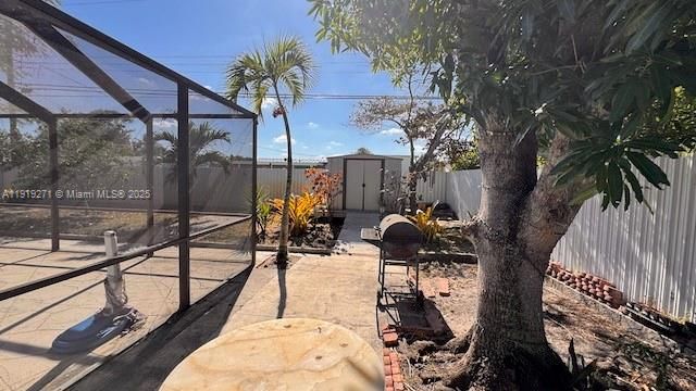 For Rent: $3,700 (3 beds, 2 baths, 1125 Square Feet)