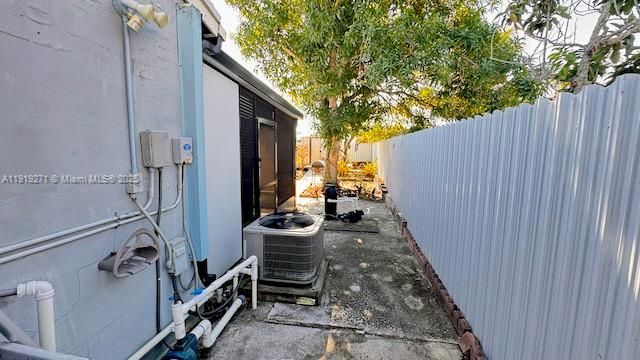 For Rent: $3,700 (3 beds, 2 baths, 1125 Square Feet)