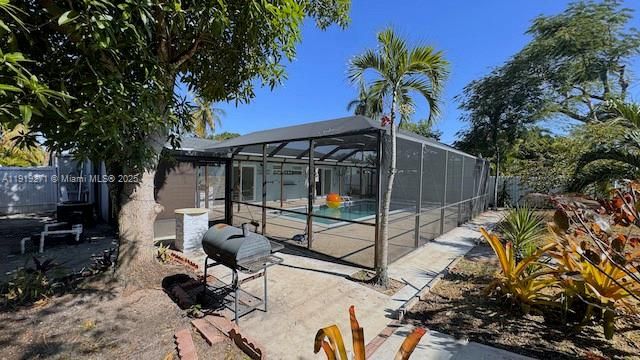 For Rent: $3,700 (3 beds, 2 baths, 1125 Square Feet)