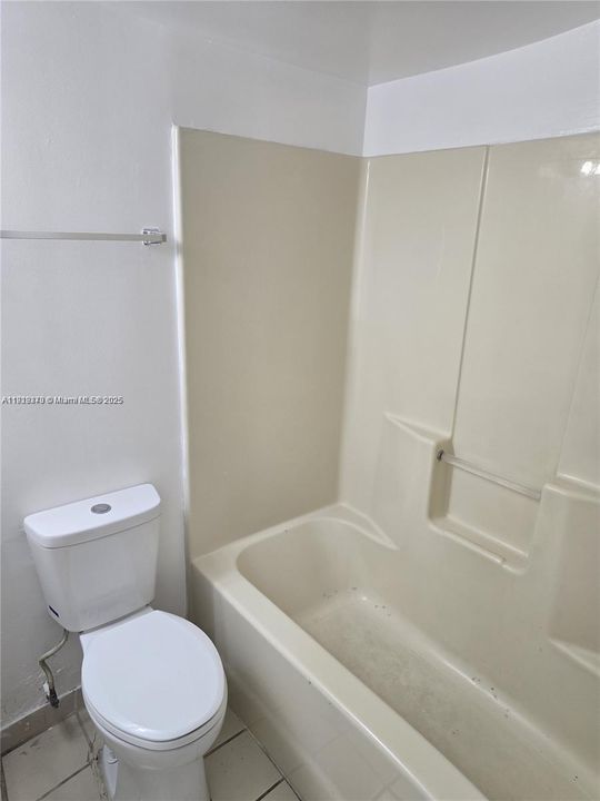 В аренду: $1,750 (1 спален, 1 ванн, 659 Квадратных фут)