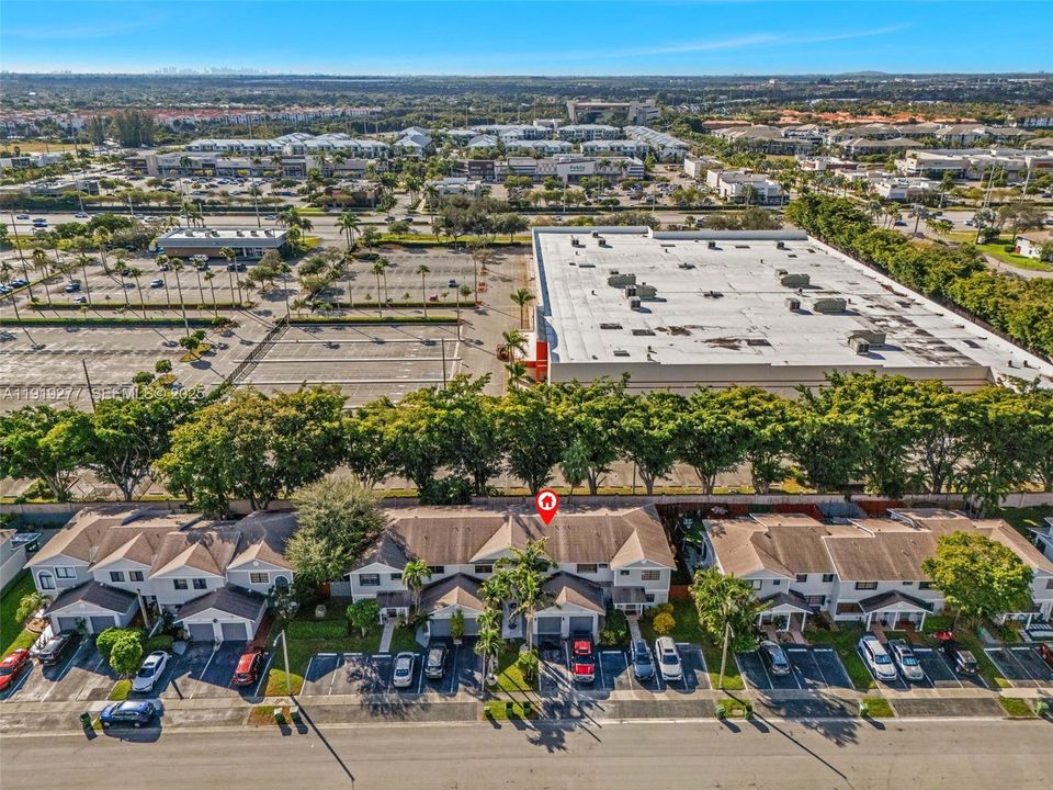 For Sale: $425,000 (2 beds, 2 baths, 1223 Square Feet)