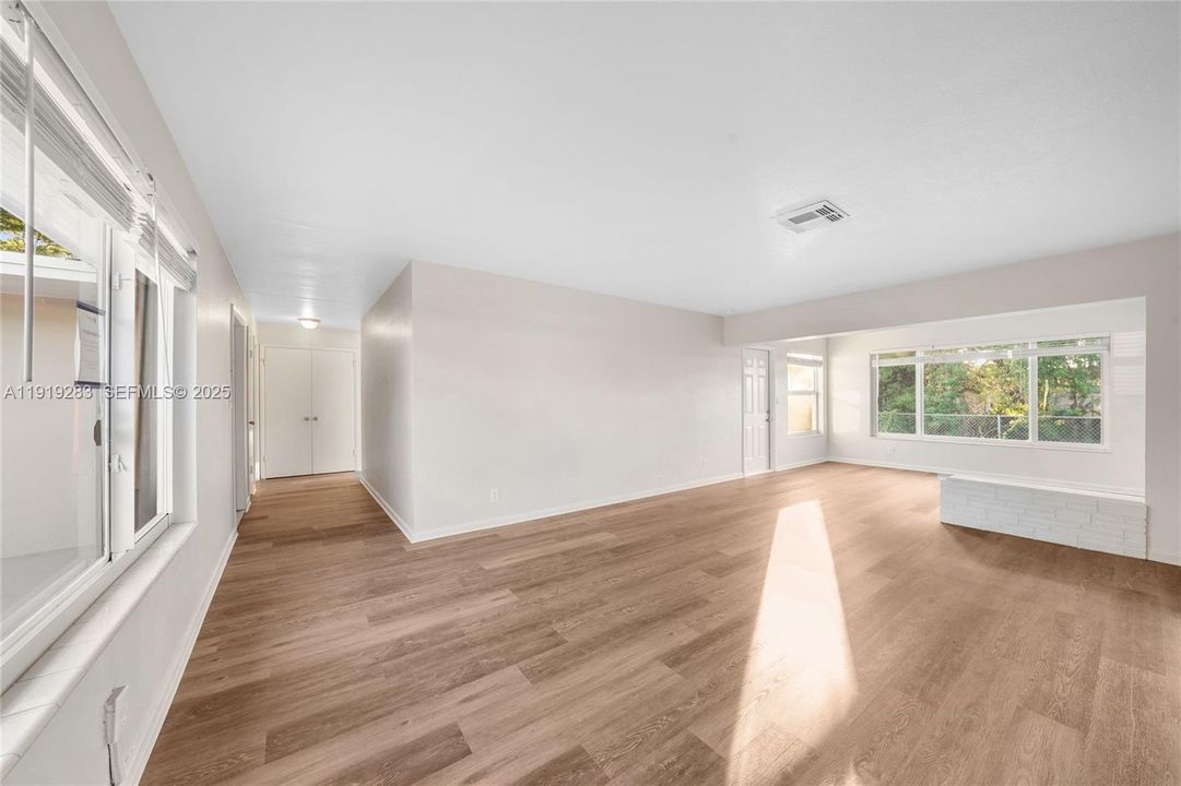 На продажу: $485,000 (3 спален, 2 ванн, 1778 Квадратных фут)