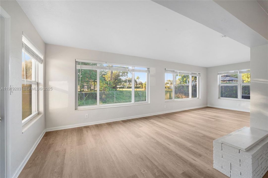 На продажу: $485,000 (3 спален, 2 ванн, 1778 Квадратных фут)